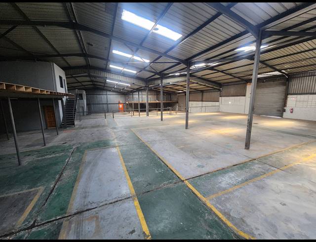 1,800M² WAREHOUSE TO LET IN WADEVILLE